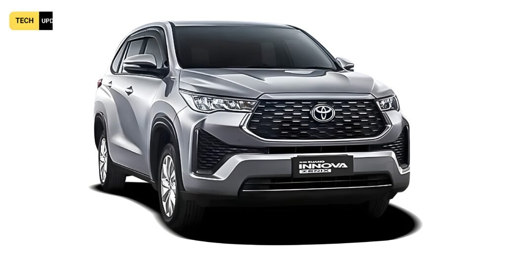 toyota innova hycross image